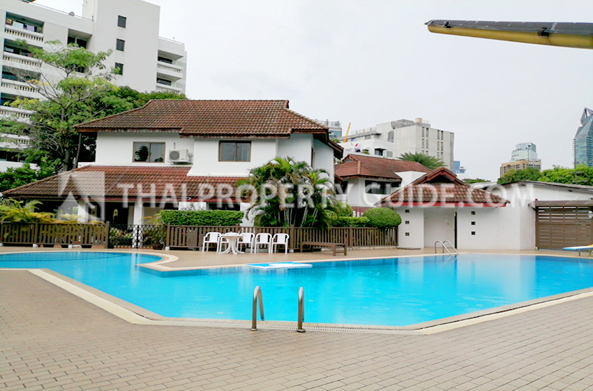House with Shared Pool for rent in Sukhumvit (near NIST International School)